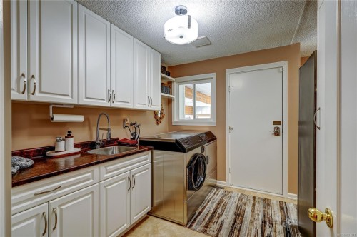 3685 Planta Rd, Nanaimo, BC 