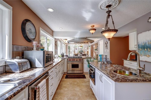 3685 Planta Rd, Nanaimo, BC 