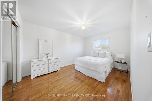4343 Alta Court, Mississauga, ON - Indoor Photo Showing Bedroom