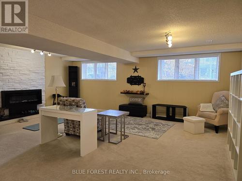 16 Meadowview Road, London South (South O), ON - Indoor Photo Showing Other Room