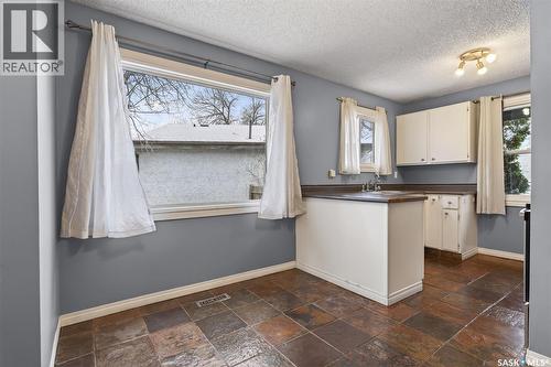 819 Gibson Court N, Regina, SK - Indoor