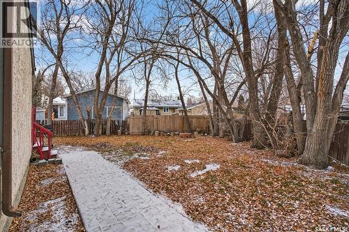 819 Gibson Court N, Regina, SK - Outdoor