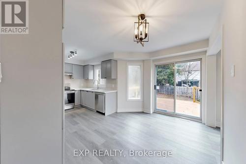 1117 Windgrove Square, Pickering, ON - Indoor Photo Showing Kitchen