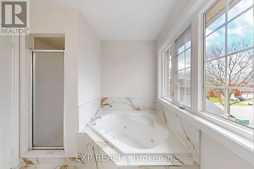 1117 Windgrove Square, Pickering, ON - Indoor Photo Showing Bathroom
