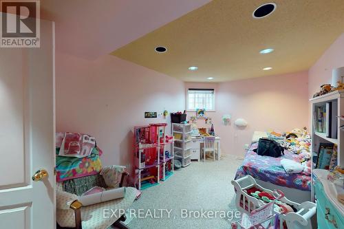 1117 Windgrove Square, Pickering, ON - Indoor