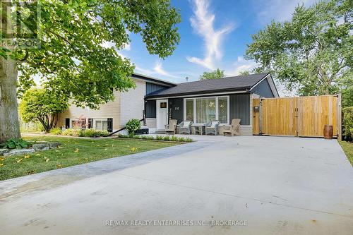 20 KAREN CRESCENT  Grimsby (Grimsby Beach), ON L3M 2E4