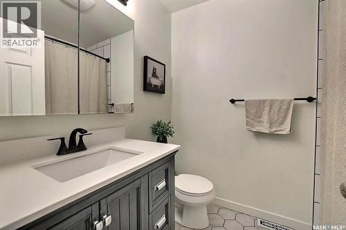 66 Sneath Crescent, Regina, SK - Indoor Photo Showing Bathroom
