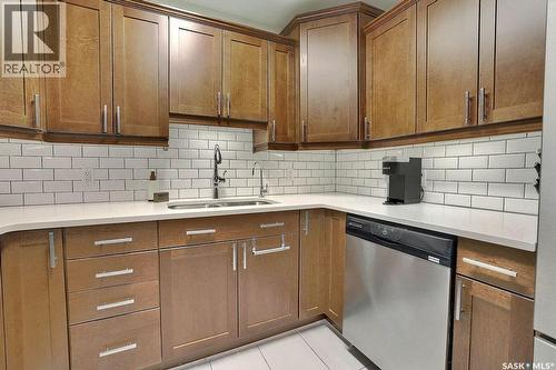 66 Sneath Crescent, Regina, SK - Indoor Photo Showing Kitchen With Double Sink