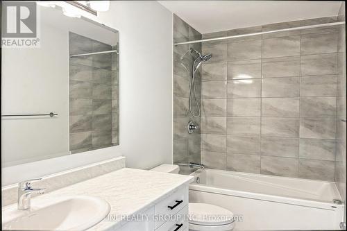 835 Arcadian Private, Ottawa, ON - Indoor Photo Showing Bathroom