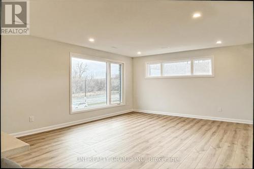 835 Arcadian Private, Ottawa, ON - Indoor Photo Showing Other Room