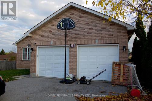 38 Dunsmore Lane, Barrie, ON - Outdoor