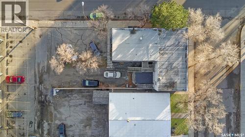 301 Cheadle Street E, Swift Current, SK - Outdoor