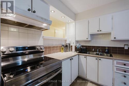 408A - 2044 Arrowsmith Drive, Ottawa, ON - Indoor Photo Showing Kitchen With Double Sink