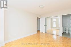 2403 - 666 SPADINA AVENUE  Toronto, ON M5S 2H8