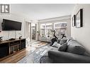547 Yates Road Unit# 406, Kelowna, BC  - Indoor Photo Showing Living Room 