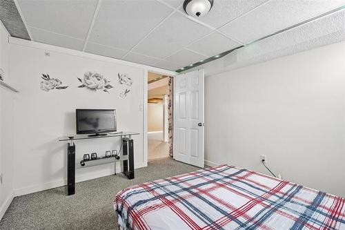 193 Beckinsale Bay, Winnipeg, MB - Indoor Photo Showing Bedroom