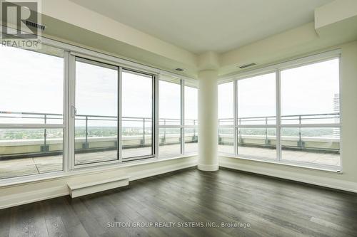 1801 - 15 Lynch Street, Brampton, ON - Indoor Photo Showing Other Room