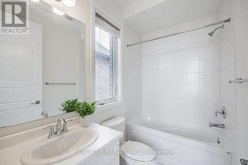 Upper - 3158 Carding Mill Trail, Oakville, ON - Indoor Photo Showing Bathroom
