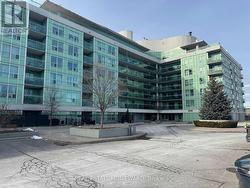 621 - 60 FAIRFAX CRESCENT  Toronto, ON M1L 0E1