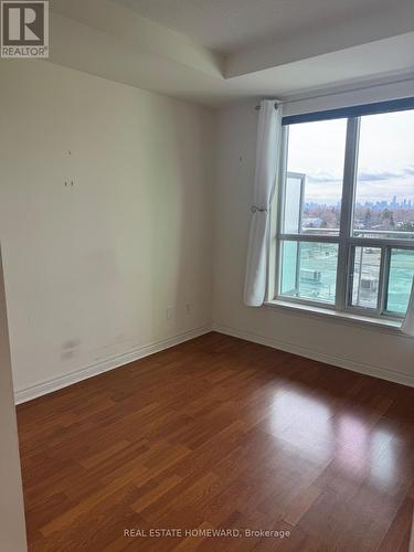 621 - 60 Fairfax Crescent, Toronto, ON - Indoor Photo Showing Other Room