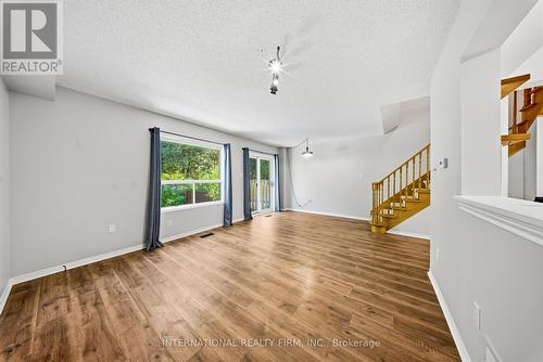 187 Park Drive, Whitchurch-Stouffville, ON - Indoor Photo Showing Other Room