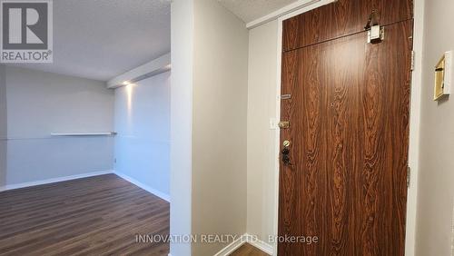 1406 - 2020 Jasmine Crescent, Ottawa, ON - Indoor Photo Showing Other Room