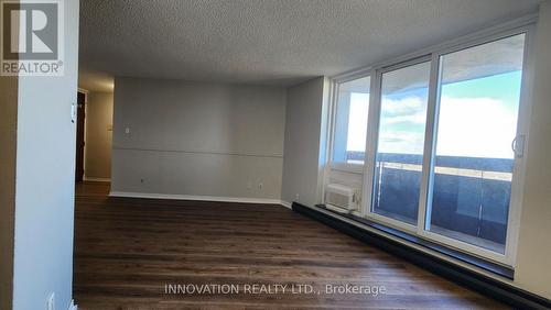 1406 - 2020 Jasmine Crescent, Ottawa, ON - Indoor Photo Showing Other Room