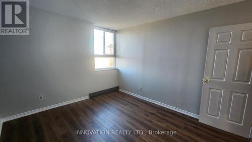 1406 - 2020 Jasmine Crescent, Ottawa, ON - Indoor Photo Showing Other Room