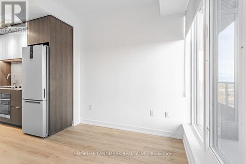 2612 - 395 Square One Drive, Mississauga, ON - Indoor