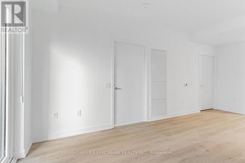 2612 - 395 Square One Drive, Mississauga, ON - Indoor Photo Showing Other Room