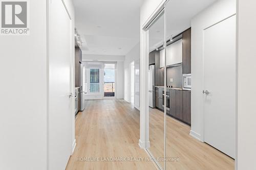 2612 - 395 Square One Drive, Mississauga, ON - Indoor Photo Showing Other Room