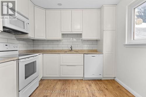 16 Melanie Crescent, Ottawa, ON - Indoor Photo Showing Kitchen