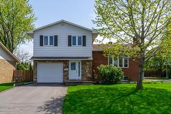 7240 Rue Turner  Brossard, QC J4W 3E3