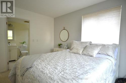 206 - 38 Monck Road, Bracebridge, ON - Indoor Photo Showing Bedroom