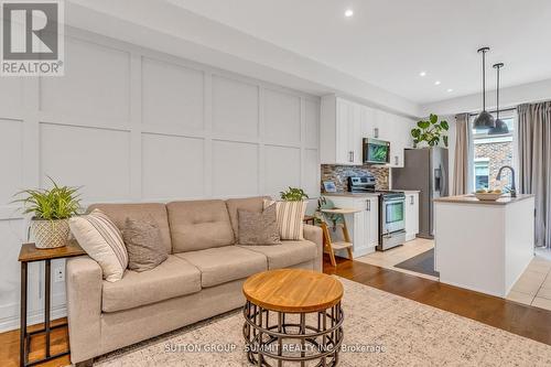 53 - 636 Evans Avenue S, Toronto, ON - Indoor