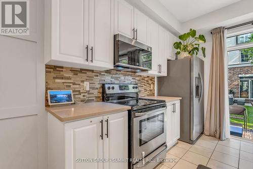 53 - 636 Evans Avenue S, Toronto, ON - Indoor Photo Showing Kitchen