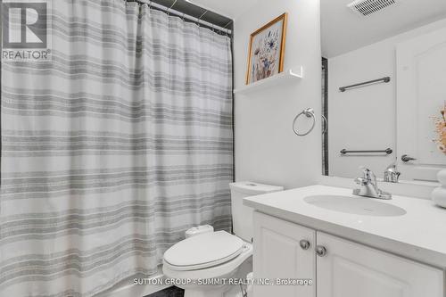 53 - 636 Evans Avenue S, Toronto, ON - Indoor Photo Showing Bathroom