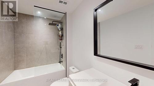 112 Benjamin Boake Trail, Toronto, ON - Indoor Photo Showing Bathroom
