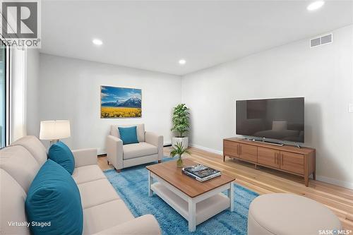 102 318 108Th Street, Saskatoon, SK - Indoor Photo Showing Living Room