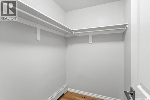 102 318 108Th Street, Saskatoon, SK - Indoor Photo Showing Other Room