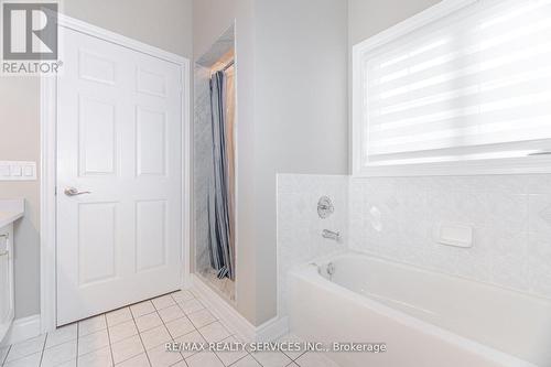 3 Tuscany Lane, Brampton, ON - Indoor Photo Showing Bathroom