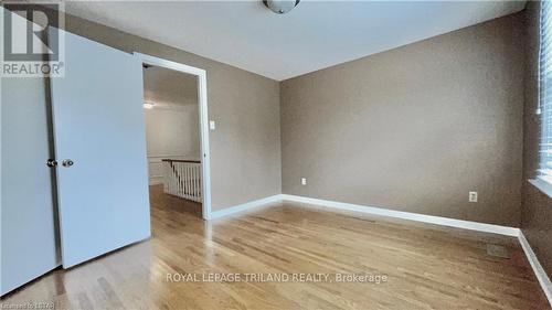 Main Level & Second Floor - 867 Viscount Road S, London South (South N), ON 