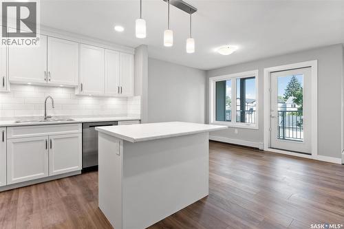 202 318 108Th Street W, Saskatoon, SK - Indoor Photo Showing Kitchen With Upgraded Kitchen
