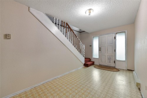 133 Werra Rd, View Royal, BC 