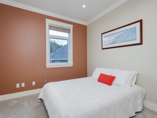 4-209 Superior St, Victoria, BC 