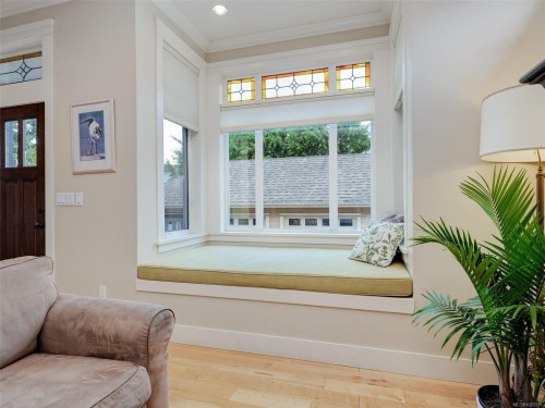 4-209 Superior St, Victoria, BC 