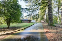 5742 Menzies Rd  Duncan, BC V9L 6G7