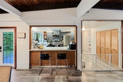 5742 Menzies Rd, Duncan, BC 