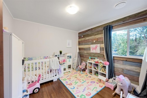 5742 Menzies Rd, Duncan, BC 