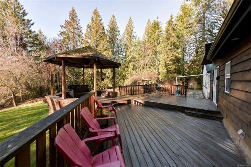 5742 Menzies Rd, Duncan, BC 